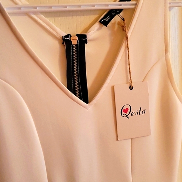 Dress - Picture 2 of 2